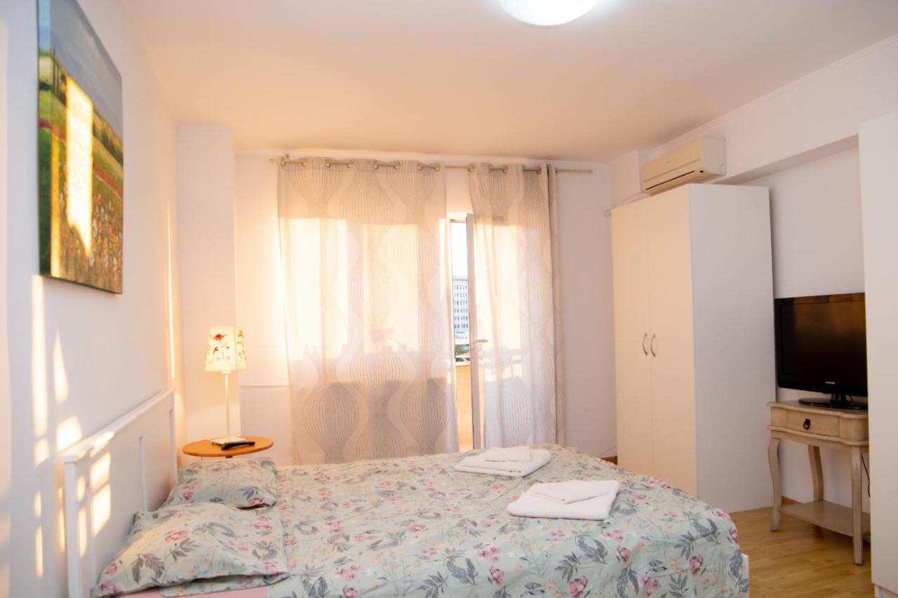 City Central Studio , Ploiesti Ngoại thất bức ảnh