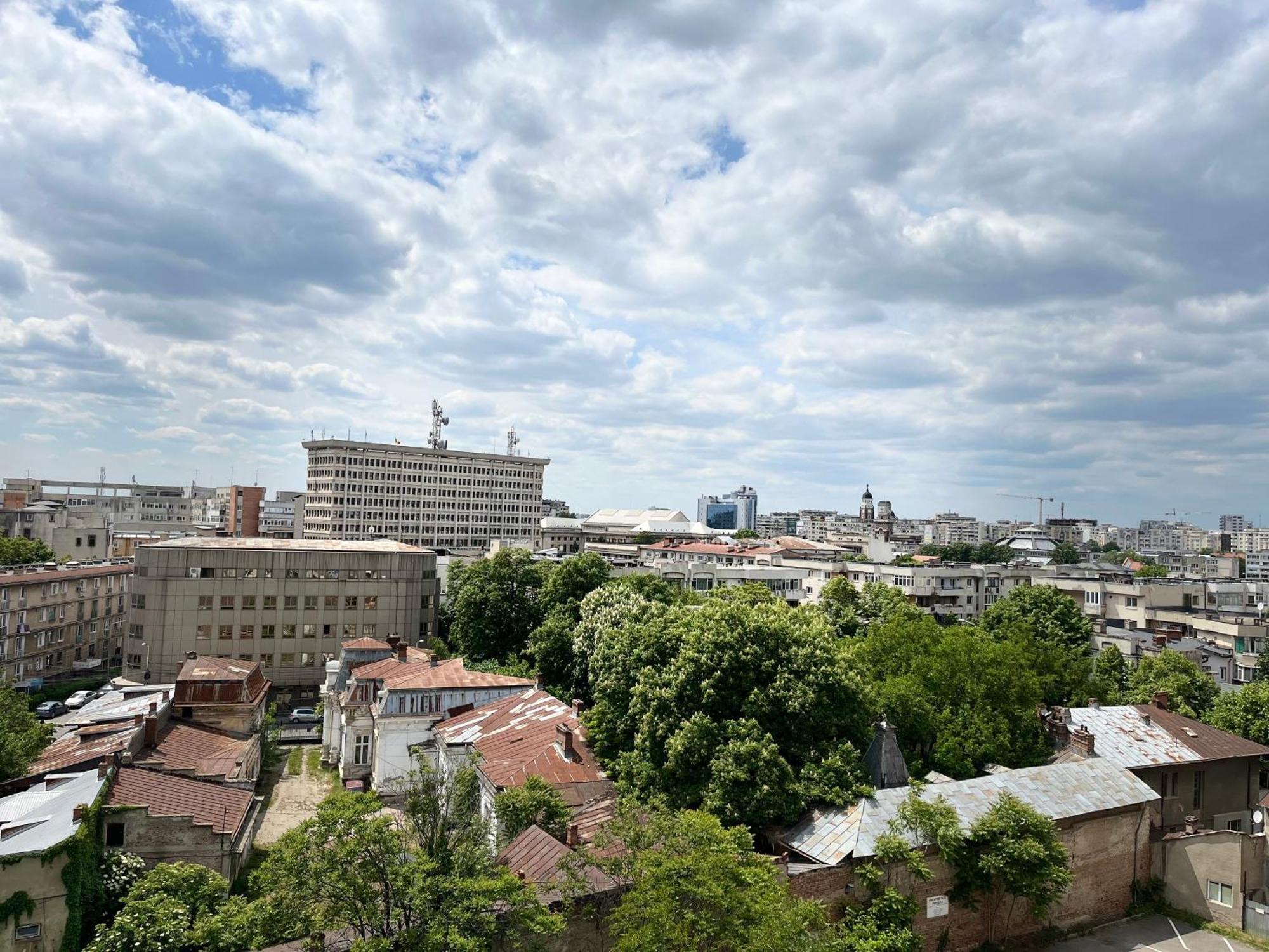 City Central Studio , Ploiesti Ngoại thất bức ảnh